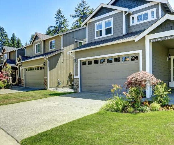 Revitalize Your Home: 5 Reasons to Invest in Driveway Repair in Chesapeake VA