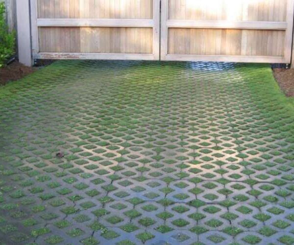 The Benefits of Permeable Concrete for Eco-Friendly Landscaping