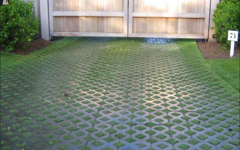 The Benefits of Permeable Concrete for Eco-Friendly Landscaping