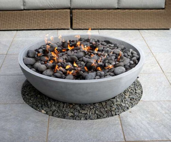 The Benefits of Concrete Fire Pits in Outdoor Living Spaces